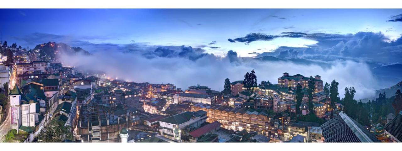 דרג'ילינג Yashshree Mall Road Darjeeling מראה חיצוני תמונה